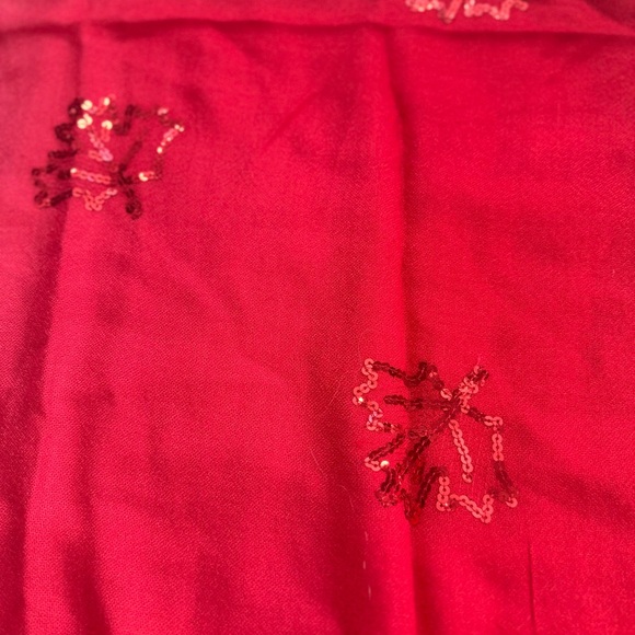 JustFab Accessories - 🌞Sale 3 for $15 Lightweight  scarf / shawl with Leaf Embroidery🍁